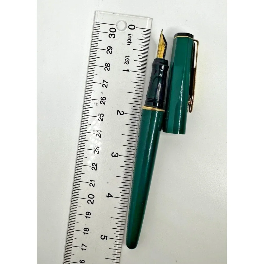 Waterman Fountain Pen Solid Green Gold Nib Trim France